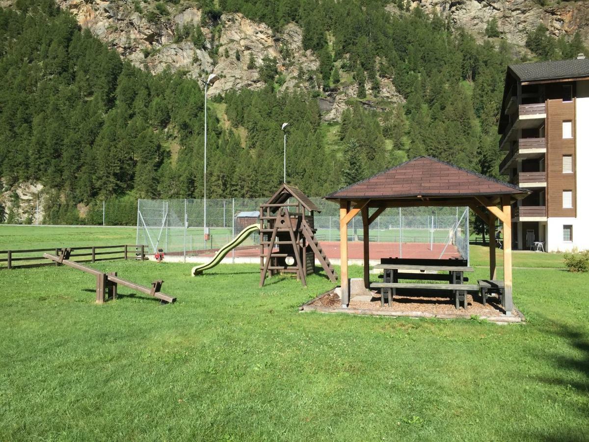 Monte Rosa D 412 Aparthotel Täsch Εξωτερικό φωτογραφία