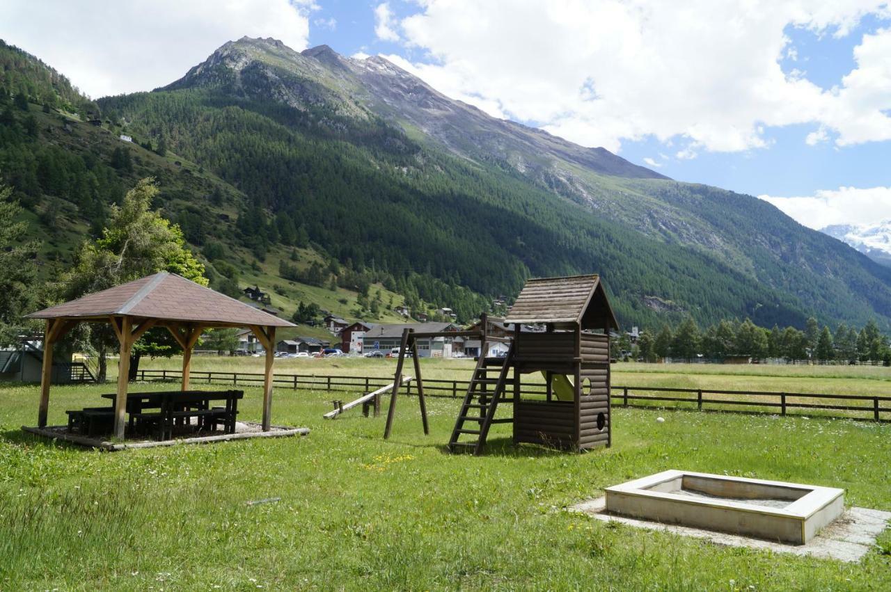 Monte Rosa D 412 Aparthotel Täsch Εξωτερικό φωτογραφία