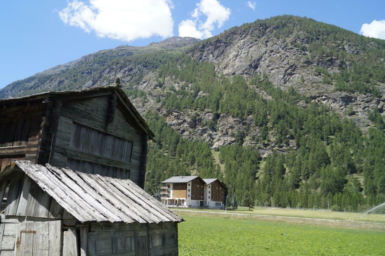 Monte Rosa D 412 Aparthotel Täsch Εξωτερικό φωτογραφία